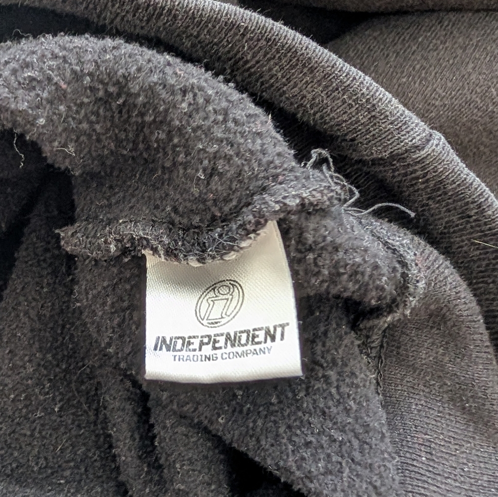Keystreet co. Men's Pullover black hoodie from Tilly's. Size large - Picture 9 of 11